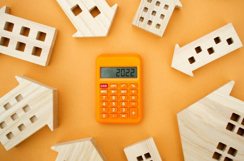 What To Consider Before Deciding To Be an Entrepreneur